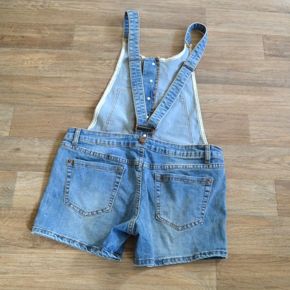 ASOS Signature8 Button Front Light Wash Denim Shortall Overalls Size Medium - Picture 3 of 4